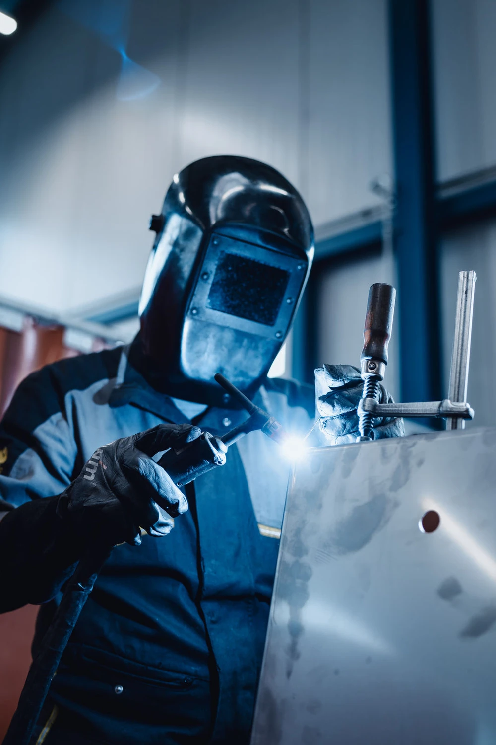 Phoenix Industy Solutions - Blechbearbeitung & Laserschweißen - Schweißen